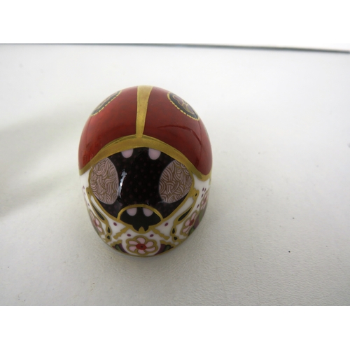 83 - ROYAL CROWN DERBY PAPERWEIGHT LADYBIRD AND SITTING TEDDY BEAR