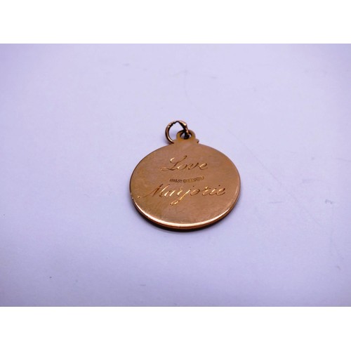 87 - 9ct GOLD AQUARIUS HOROSCOPE PENDANT/CHARM (WITH INSCRIPTION ON BACK) weight 2.7g