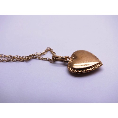 224 - 9ct GOLD HEART PENDANT NECKLACE 18