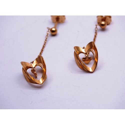 576 - 9ct Rose Gold Vintage 3d Heart Drop Earrings (1.3g)