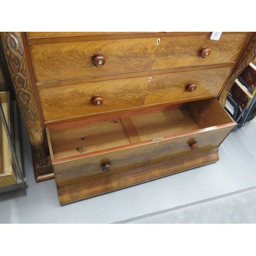 342 - VICTORIAN LIGHT FLAMED MAHOGANY CHEST OF DRAWERS WITH HIDDEN DRAWER AND CARVED DETAILING- HEIGHT 47