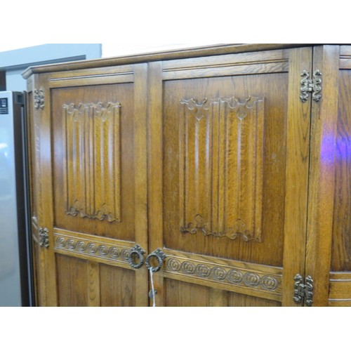 343 - CARVED OAK WARDROBE ARTS AND CRAFTS DIMENSIONS- HEIGHT 73