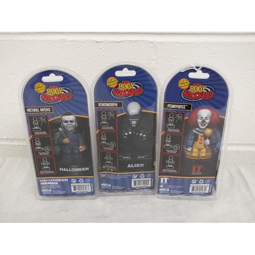 11 - 3 x NECA BODY KNOCKERS TO INCLUDE IT, ALIEN AND HALLOWEEN - BOXED AS NEW