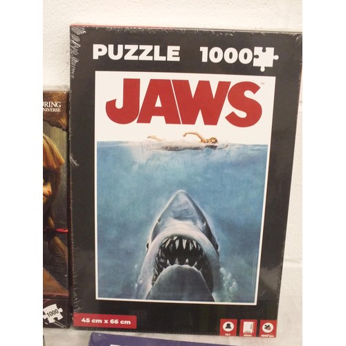 20 - 4 x TOP PUZZLES JIGSAWS TO INCLUDE GREMLINS, BEETLEJUICE, JAWS AND ANNABELLE - BOXED AS NEW