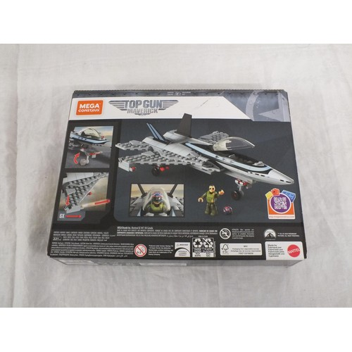 27 - MEGA CONSTRUX TOP GUN MAVERICK BOEING F/A-18E SUPER HORNET