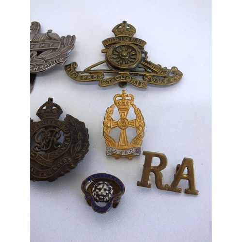 79 - 10 x MILITARY BADGES INCLUDING CAP BADGES