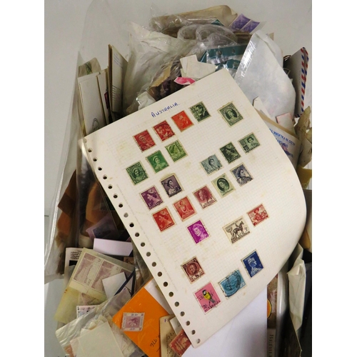 244 - GLORY-BOX OF STAMPS MANY THOUSANDS ON AND OFF PAPER SHEETS, BOOKELTS, ON CARD, KILOWARE