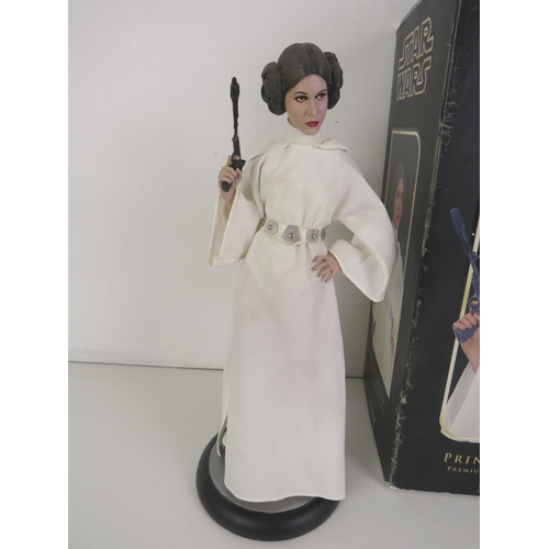 63 - PRINCESS LEIA PREMIUM FORMAT FIGURE FROM SIDESHOW COLLECTABLES LIMITED EDITION NUMBER 0823 OF 1250 W... 