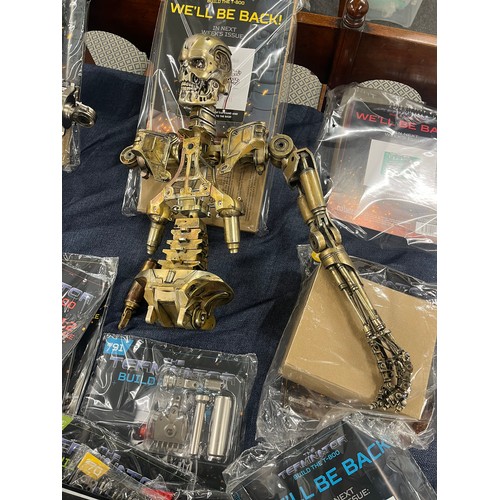 50 - 2 x PART BUILT 1:2 SCALE HACHETTE TERMINATOR BUILD THE T-800 ENDOSKELETONS WITH LARGE LOT OF SEALED ... 