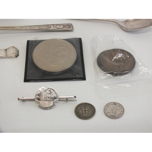 157 - SELECTION OF SILVER PLATED WARE AND SILVER COINS