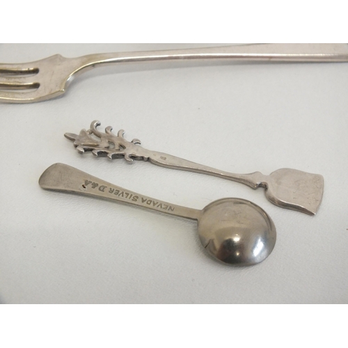 157 - SELECTION OF SILVER PLATED WARE AND SILVER COINS