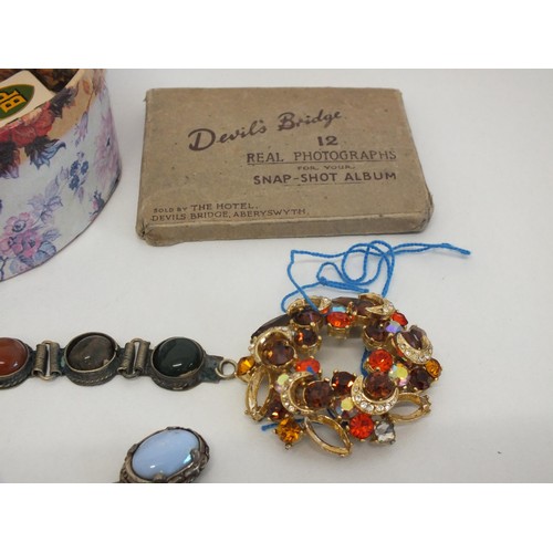 264 - TRINKET BOX OF JEWELLERY & COLECTABLES INCLUDES DAMASCENE CUFFLINKS, GEMSTONE BEAD NECKLACE'S, SNAP ... 