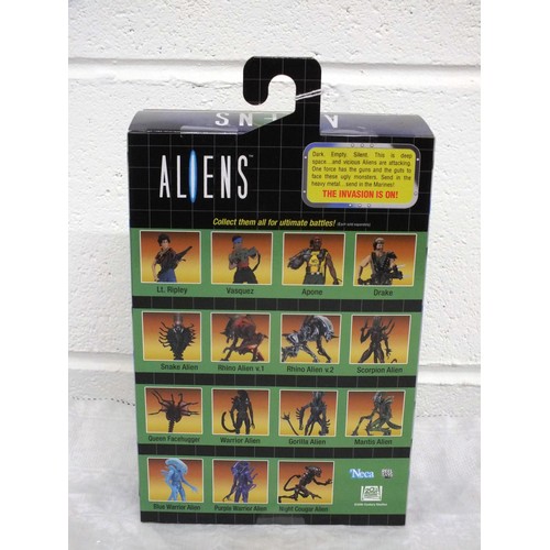 40 - NECA Aliens Panther Alien (Kenner Tribute) Action Figure - Boxed As New