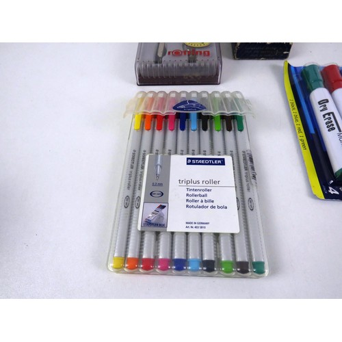 232 - TRAY LOT INCLUDES DRAWING SETS, MASTERGRIP TOOL TIN, PEN SETS, RULERS AND BRASS CALENDAR