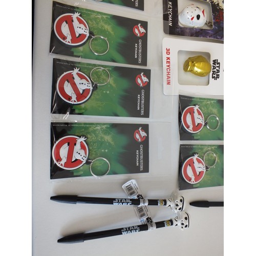 7 - COLLECTABLE KEYRINGS, LANYARDS & PENS INCLUDES CHUCKY, FRIDAY 13th, STAR WARS Etc