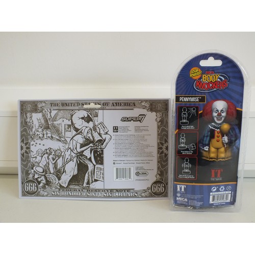 8 - COLLECTABLE FIGURES INCLUDES 2 x MASTERS OF THE UNIVERSE SKELETOR, BODY KNOCKER IT PENNYWISE and SUP... 