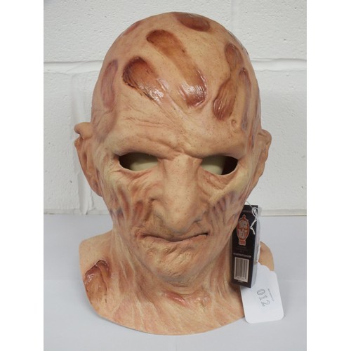 12 - TRICK OR TREAT STUDIOS NIGHTMARE on ELM STREET Part 4 Deluxe FREDDY MASK WITH HAT - AS NEW