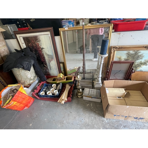 607 - LARGE JOBLOT OF MIXED ITEMS INCLUDING - pictures, dvds, ceramics, lights, mirror etc