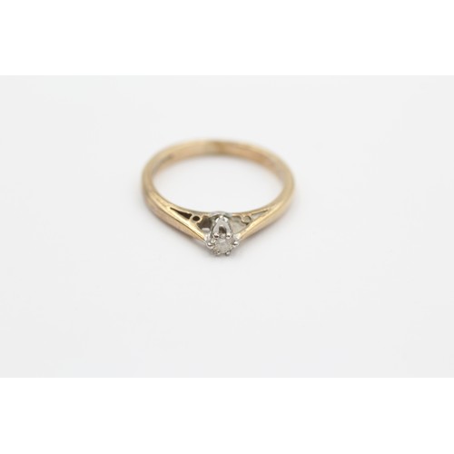 604 - 9ct Gold Round Cut Diamond Single Stone Ring (1.9g) Size - K