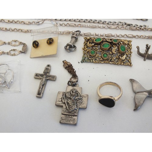 54 - JEWELLERY INCLUDES STERLING SILVER CHAINS, ALBERT CLASP BRACELET, BROOCHES, EARRINGS ETC