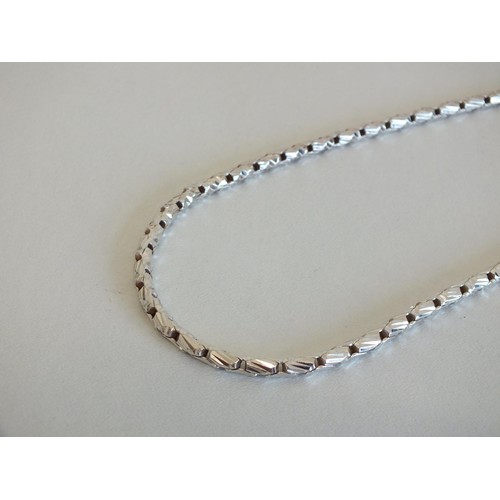 127 - SILVER NECKLACE