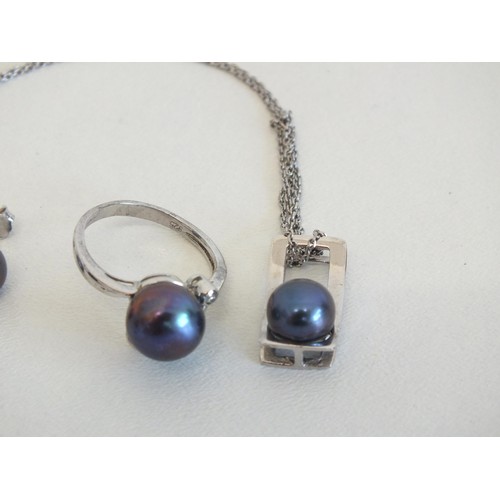 133 - SET OF SILVER AND BLACK PEARL, PENDANT NECKLACE, EAR STUDS AND RINGS