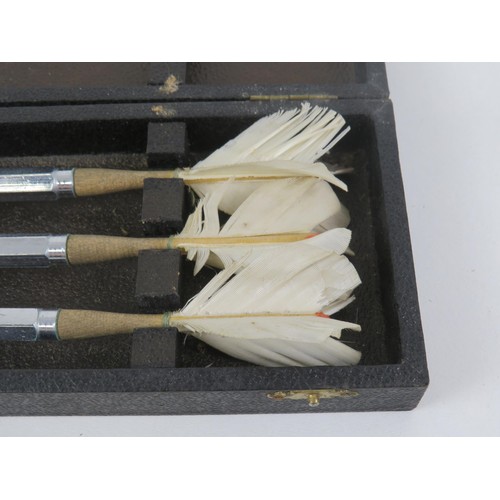 209 - VINTAGE FEATHERED DARTS IN WOODEN BOX