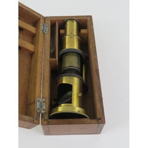 214 - VINTAGE BOXED BRASS MAGNIFYING INSTRUMENT WITH TWEEZERS