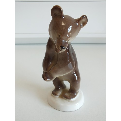 222 - 1950's RUSSIAN LOMONOSOV USSR PORCELAIN KONAKO MAJOLICA ACROBATIC BEAR & BROWN BEAR