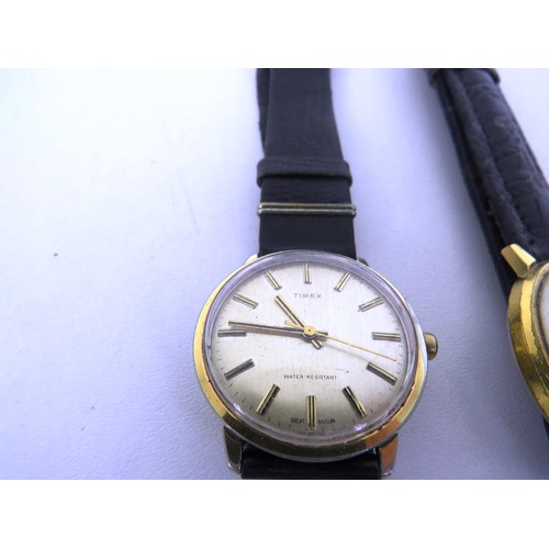 154 - VINTAGE TIMEX AND SEKONDA DATE WATCHES