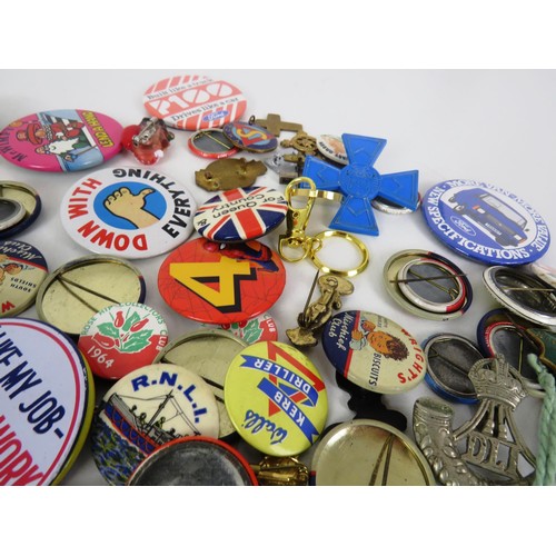 256 - ;ARGE COLLECITON OF ENAMEL AND TIN BADGES 100'S BUTLINS, ROBERTSONS, HORSE RACING