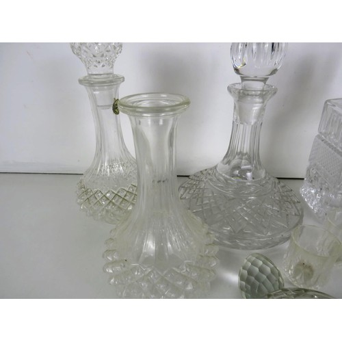 289 - SELECTION OF GLASSWARE INCLUDES CUT GLASS DECANTERS, VASES ETC