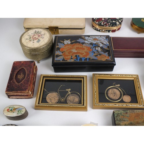 164 - TRAY OF COLLECTABLE ITEMS INCLUDING TRINKET, JEWELERY BOXES, CIGAR CUTTER, PAPIER MACHE BOX, PICTURE... 