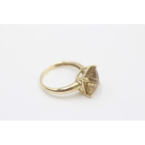 406 - 9ct Gold Yellow Gemstone Cocktail Ring (2.8g)- Size N