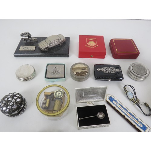 238 - TRAY OF COLLECTABLES INCLUDES MEDALS, SILVER SPOON, COINS, JEWELLERY etc