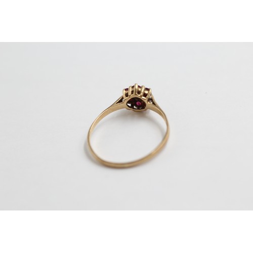 11 - 9ct Gold Diamond & Ruby Floral Cluster Ring (1.4g)- Size R