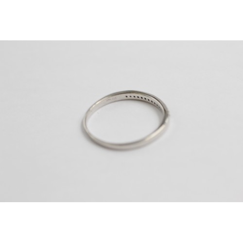 14 - 9ct White Gold Diamond Heart Ring (2.7g)- Size O