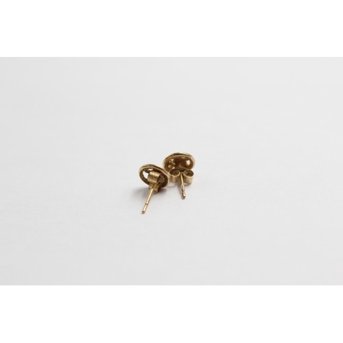 20 - 9ct Gold Openwork Stud Earrings (0.5g)