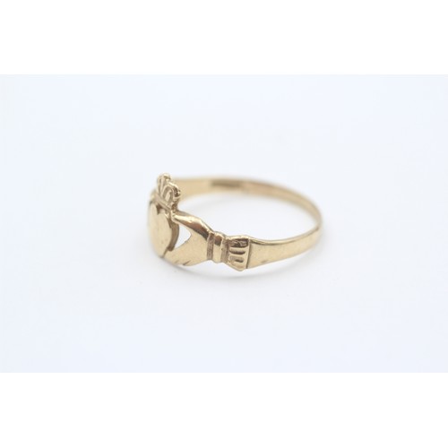 29 - 9ct Gold Claddagh Ring (1.4g)- Size P