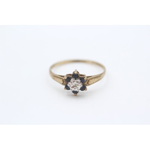 43 - 9ct Gold Diamond & Sapphire Floral Dress Ring (1.3g)- Size Q