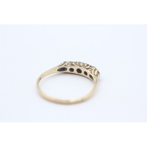 44 - 9ct Gold Sapphire Five Stone Ring (1.5g)- Size Q