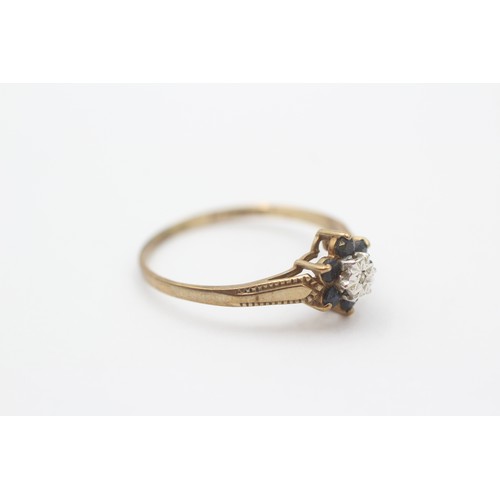 43 - 9ct Gold Diamond & Sapphire Floral Dress Ring (1.3g)- Size Q