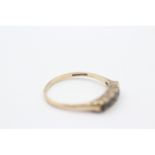 44 - 9ct Gold Sapphire Five Stone Ring (1.5g)- Size Q