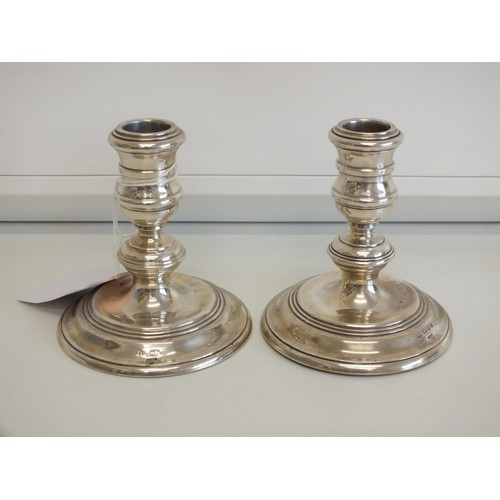130 - A PAIR OF STERLING SILVER FILLED BASE CANDLESTICKS - LONDON HALLMARKS, RICHARD COMYNS c1978, Height ... 
