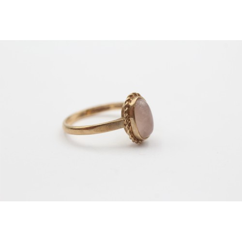55 - 9ct Gold Rose Quartz Single Stone Ring (2.7g)- Size P