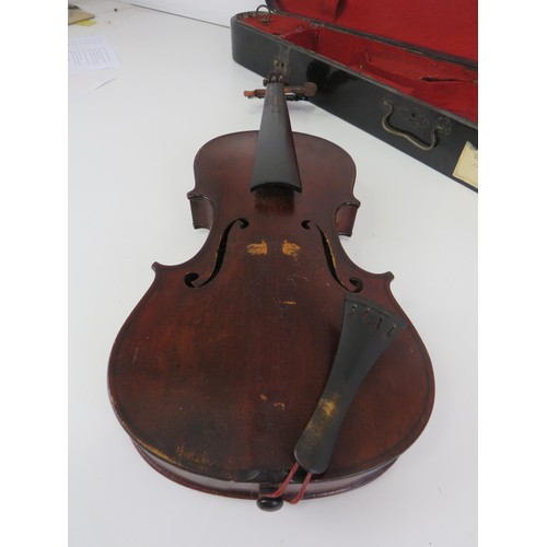 120 - ANTIQUE VIOLIN IN COFIFN CASE