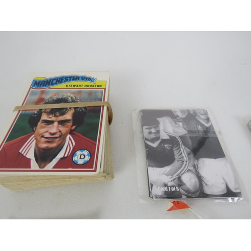 137 - TOPPS 1978 FOOTBALL CARDS (50) 1966 WORLD CUP, MAN UNITED, CHELSEA ETC- 10 ITEMS