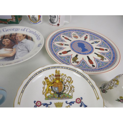 308 - BOX OF ROYAL MEMORABILIA