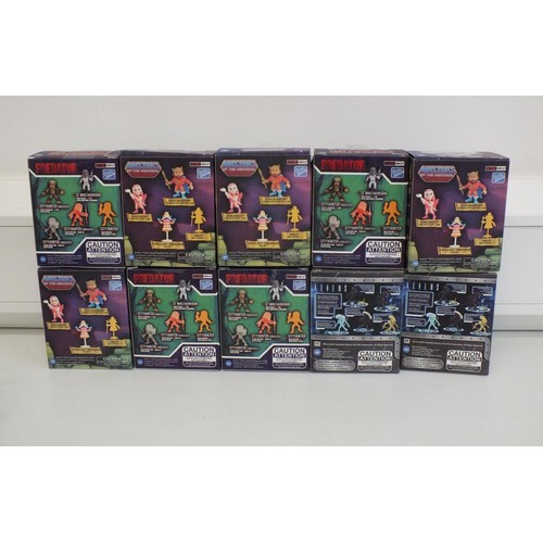 10 - 10 x ACTION VINYLS FIGURES - MASTERS OF THE UNIVERSE, PREDATOR & ALIENS