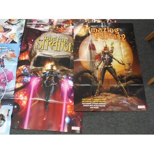 23 - 10 x ASSORTED MARVEL/DC POSTERS